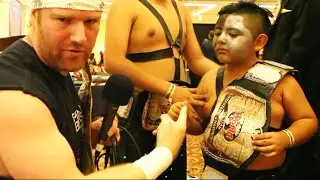 Mark E Xtreme With Fans at WrestleCon 2015
