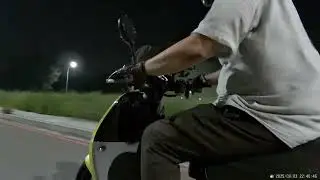 gogoro 2 側