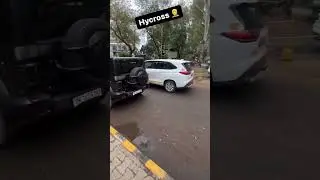 Innova hycross taxi mein aaa gaye 🤣logoko mil nhi rahe aur yaha  taxi mein aagaye #toyota #innova