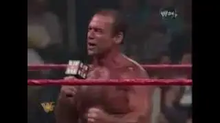 IVAN PUTSKI POLSKI ZAPAŚNIK ŚPIEWA POSLKĄ PIOSENKE W WWE