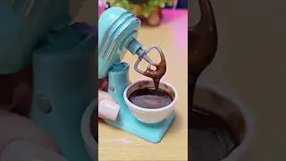 Miniverse Appliances Chocolate Pistachio Cupcakes #asmr #miniverse #minicooking #konapun