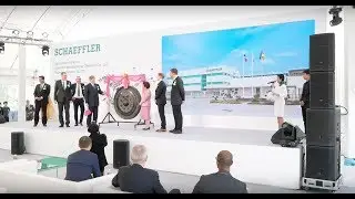 พิธีกรภาษาอังกฤษ  Grand Opening Ceremony / Professional Emcee