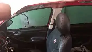 Mexendo no teto do Fiat stilo .🤝03