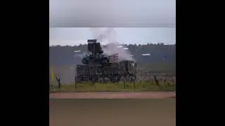 SA 22 Russian anti aircraft missile and gun system #war #military #shorts