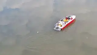 RC CB90 Fire Boat