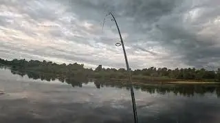 Big Catfish uneven fight with 40 grams rod