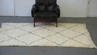 Vintage Moroccan Beni Ourain Rug SKU 383107 - ECARPETGALLERY