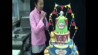 Complete Deelite Circus Cake Jan 2013