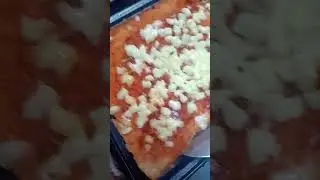 Bread pizza trad #recipe #shorts #priya styles vlogs