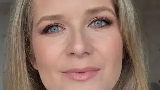 Žiarivý makeup po 35ke