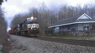 Norfolk Southern at Buechel on a gloomy day