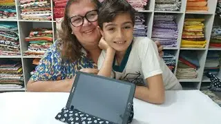 Porta tablet  especial para o Neto  !