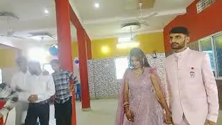 So beautiful entry🥳🧿Nice & beautiful couple god bless you 💐💖