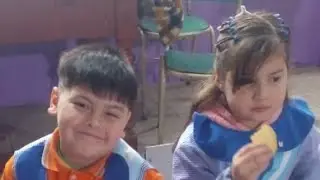 Esta yo era  esa era mi amiga.