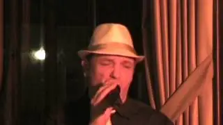Toni Llobet-  Pub