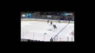 Ty Dellandrea with a GREAT steal and then pass to Graf for the Shorty 🚨🚨🚨#nhl
