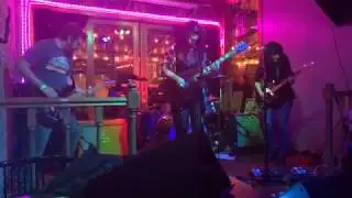 Sisser - 25 Feet Live at Mustache Fest