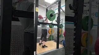 BARBELL PRESS #personaltrainer #onlinecoach #powerlifting #barbellpress #rubencross