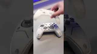 G6 V2 White unboxing, that soft-touch is insane #pcgaming #unboxing