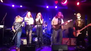 It&rsquo;s So Easy (LIVE)