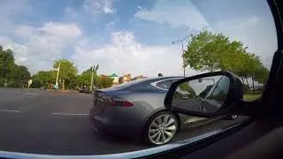 BMW 535i 306HP VS Tesla model S 85 367HP