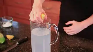 How to Make Lime Lemonade