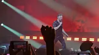 240604 Westlife - Uptown Girl | The Hits Tour Live in Hanoi