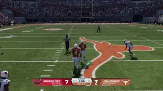 EA SPORTS College Football 26 Texas longhorn LIVE CJ Baxter Jr TD run