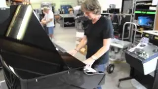 Roland KR-115 M Digital Mini-Grand Player Piano W/Brett Tuggle Fleetwood Mac Don't Stop