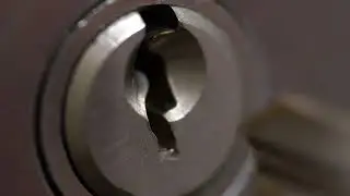 Lockout Service Success  Fixing a Jammed Lock - All Services 4U
