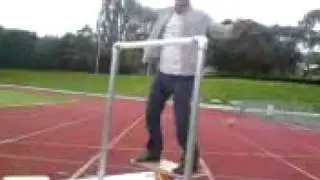 Jason Bradbury on CoolBoard trys a trick and...