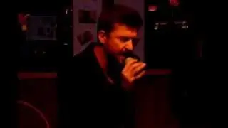 Howard Tonkin singing 
