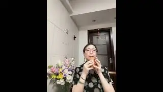 埙XUN（a kind of egg-shaped, holed with instrument）