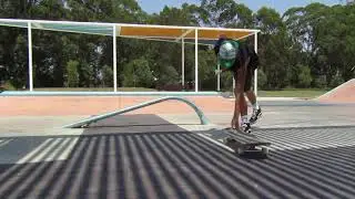 Legit Learner #skateboarding #skatepark pole jam battle (lost) lol