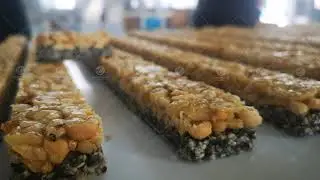 Two Layer Peanut candy bar cutting machine| one layer peanut one layer sesame candy bar machine