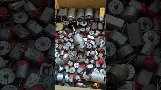 DIY Variable Speed Controller for 12V Motor #Shorts #Electronics #DIY #motor #VoltageRegulator
