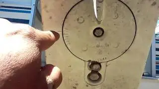 Снятие/замена водяного насоса Johnson 115 1997 года
