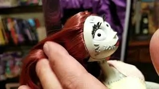 25 Years Limited Edition Disney Store Sally Skellington
