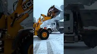 JCB Action in Ice ❄️ Extreme Snow Machine Power on Frozen Ground 🚜 #JCB #Shorts