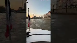 we did a one hour sunset cruise through vedettes de paris⚓️ they have indoor/outdoor seating, a bar