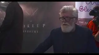 On set with... Peter King