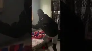 House problems every day #comedy #funny #skit #badboytimz #comedyfilms #humour #memes #comedycouple