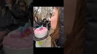 Тортик жалко. Автор видео: @teriixtor #комментарии #юмор #шуточное