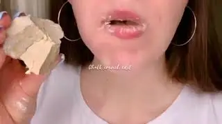 @onebitechannel5423 Clay Creamy chalk cruncheating#crunchy #wetchalk #asmrsounds #chalkasmr