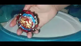 Mandem sugestões de que tipo de vídeo de Beyblade eu faço por favor 