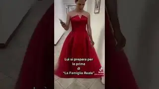 Lu&igrave; ha qualcosa di strano.. 🤭