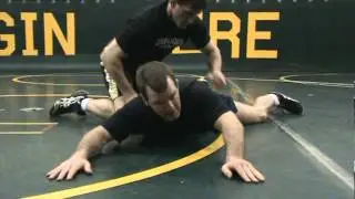 Freestyle Bottom Par Terre Defense Basics.MPG