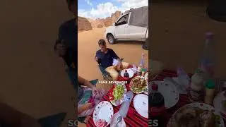D&Eacute;JEUNER DANS LE SAHARA EN ALG&Eacute;RIE 🇩🇿 #algeria #sahara #djanet #alger #travel