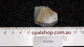 Ro2268  - Gem Seam Opal from Mintabie, South Australia