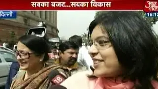Jaitley's Family, Smriti Irani Share Their Views On Budget 2015